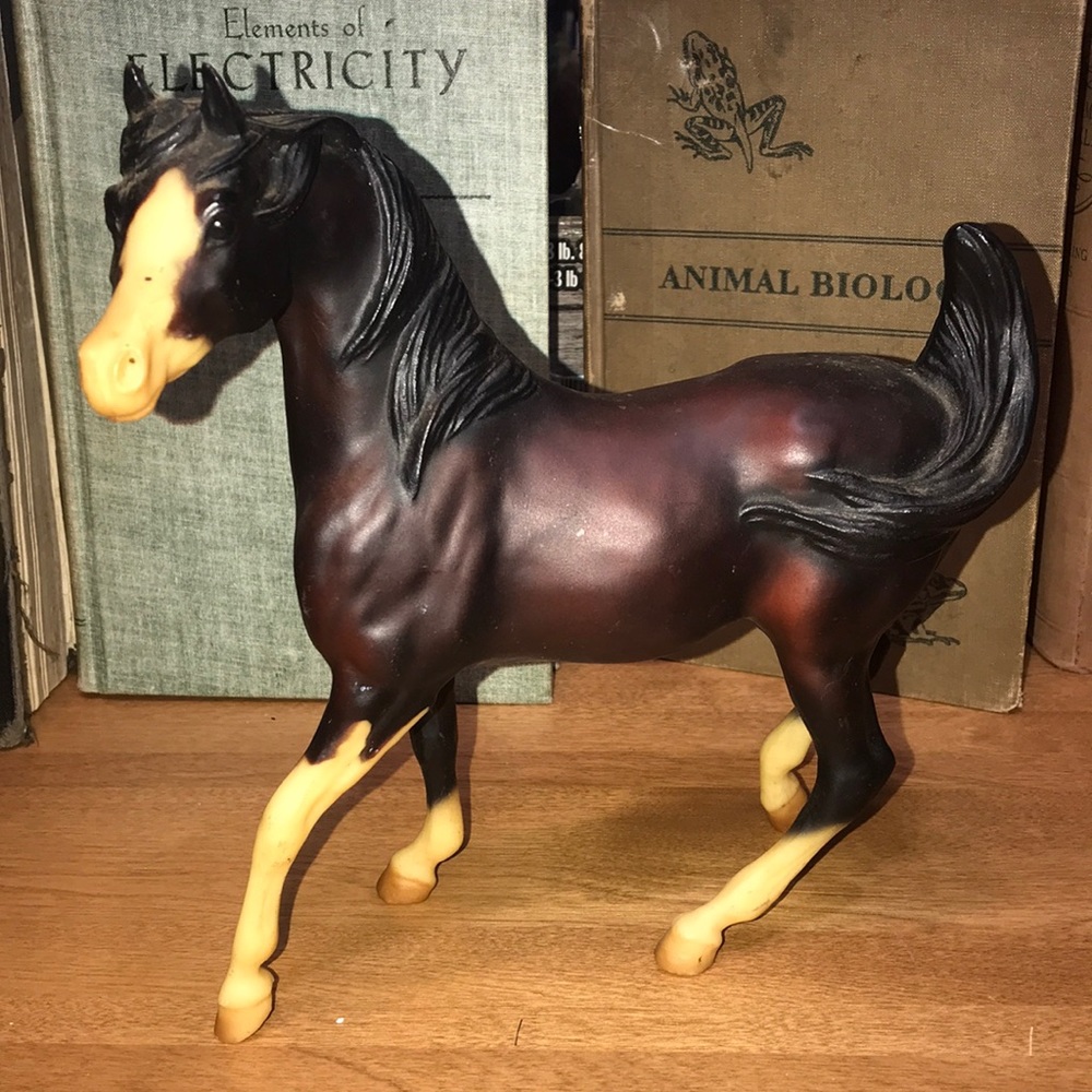 Vintage Breyer MOLDING CO. PRE-1998 Horse